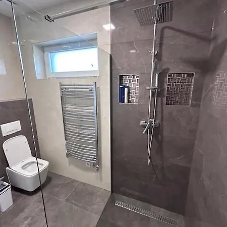 Palm Luxury Шиофок