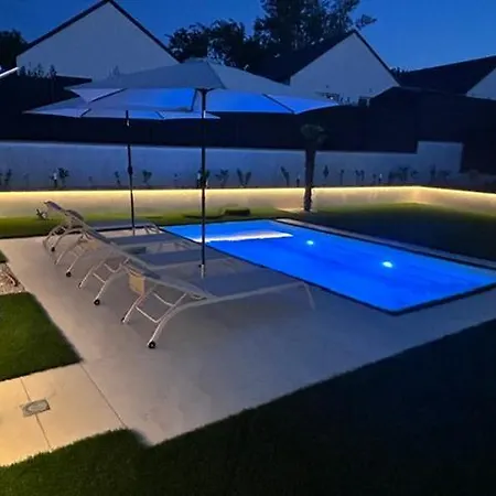 Вилла Palm Luxury